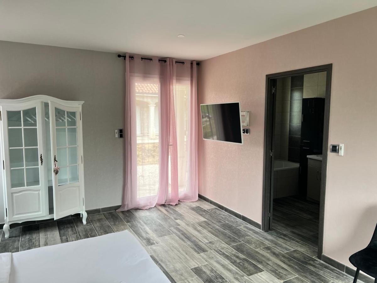 Chez Saliha Et Serge Lamarche-Sur-Saone Exteriér fotografie